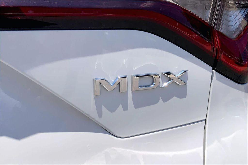 used 2026 Acura MDX car, priced at $51,215