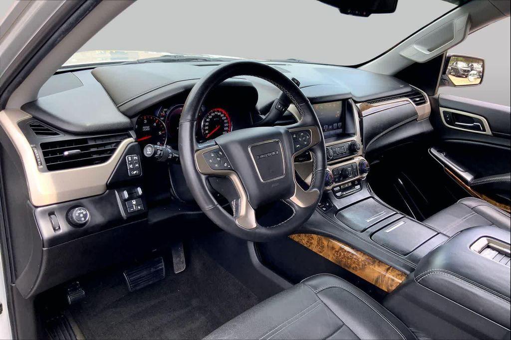used 2016 GMC Yukon XL car, priced at $16,015