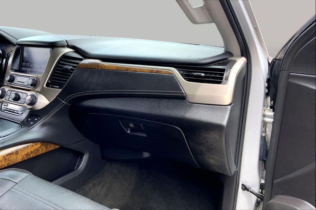 used 2016 GMC Yukon XL car, priced at $16,015