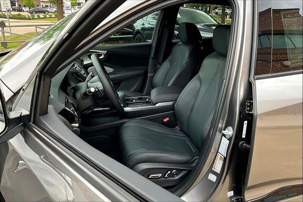 new 2026 Acura RDX car, priced at $57,125