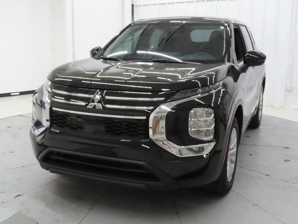 new 2026 Mitsubishi Outlander car, priced at $27,310