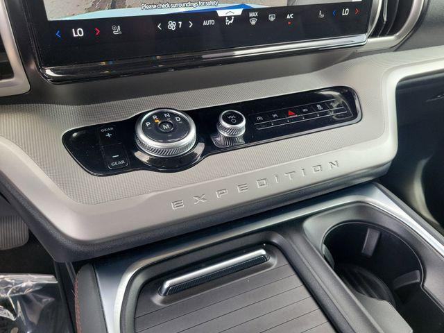 used 2025 Ford Expedition car, priced at $59,301