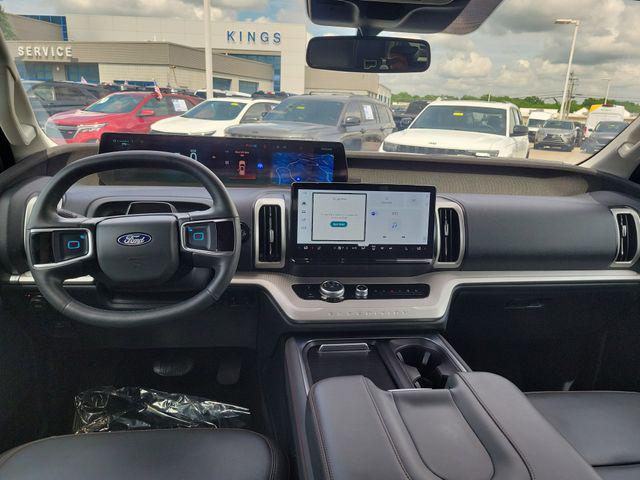 used 2025 Ford Expedition car, priced at $59,301