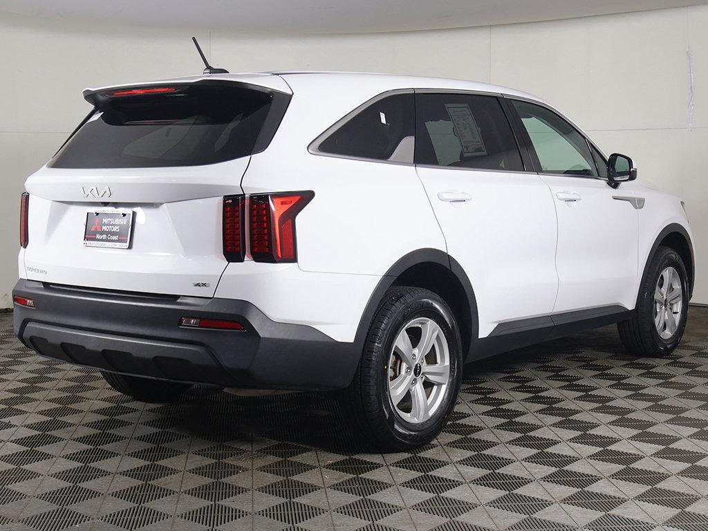 used 2023 Kia Sorento car, priced at $25,043