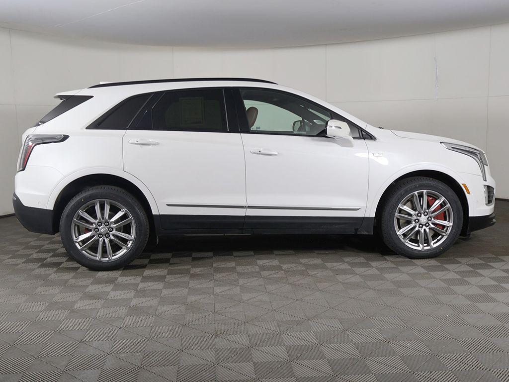used 2023 Cadillac XT5 car, priced at $26,943