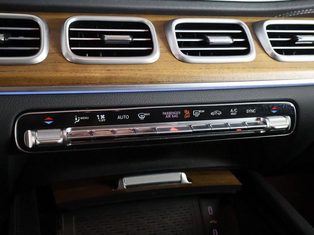 Mercedes-Benz GLS view 52