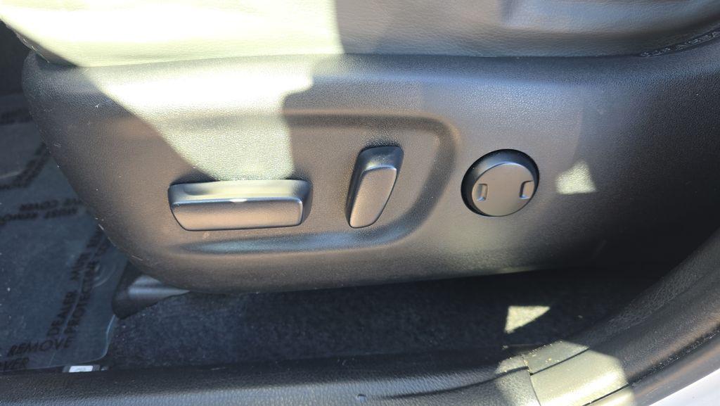 used 2014 Toyota RAV4 car, priced at $15,915