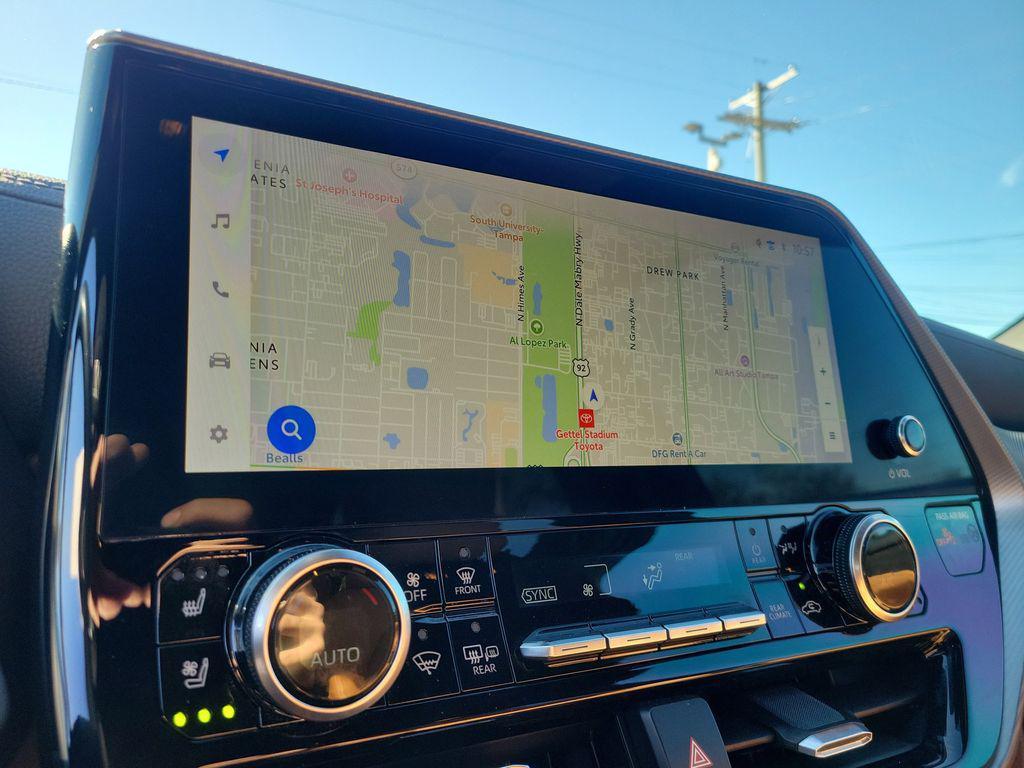 used 2023 Toyota Highlander car, priced at $36,130