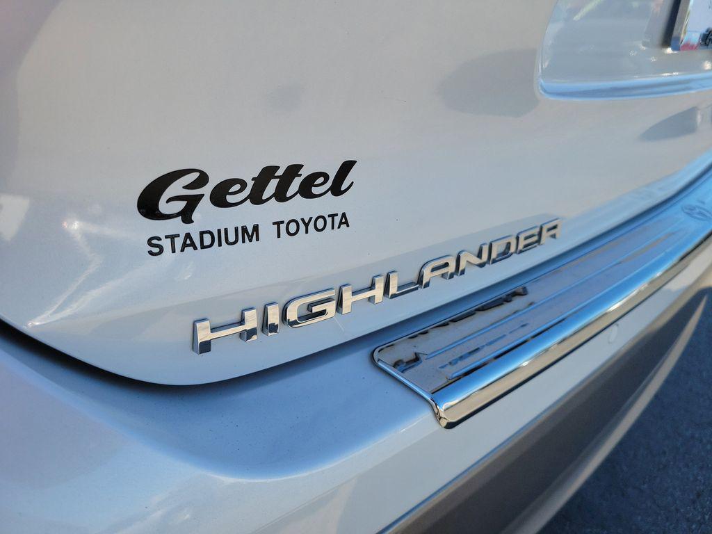used 2023 Toyota Highlander car, priced at $36,130