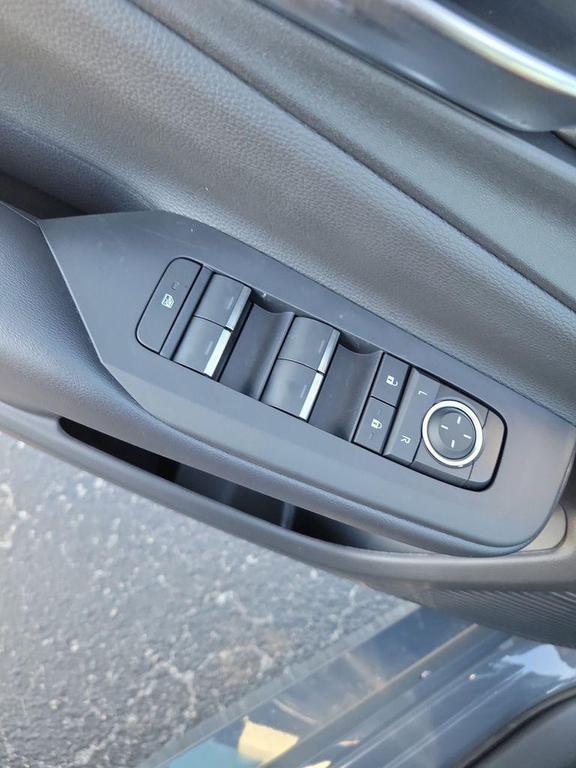 new 2026 Toyota Prius Plug-In Hybrid car, priced at $37,908