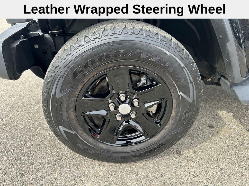 used 2021 Jeep Gladiator car, priced at $25,421