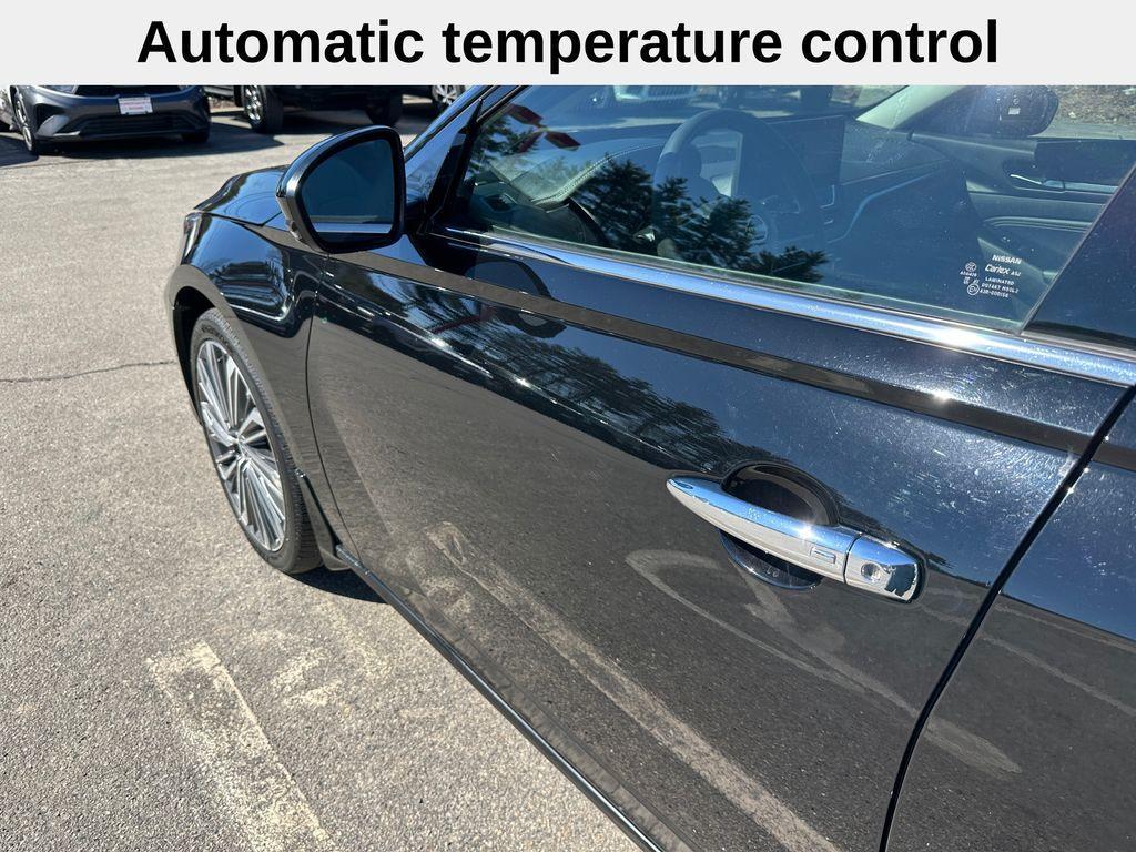 used 2023 Nissan Altima car, priced at $22,947