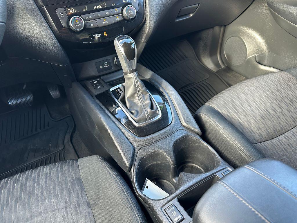 used 2020 Nissan Rogue car, priced at $16,333