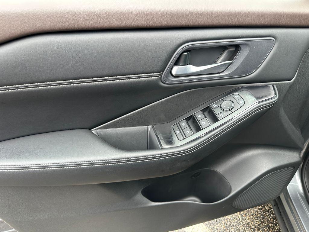 used 2023 Nissan Rogue car, priced at $25,399