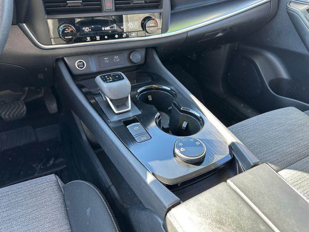 used 2023 Nissan Rogue car, priced at $19,999