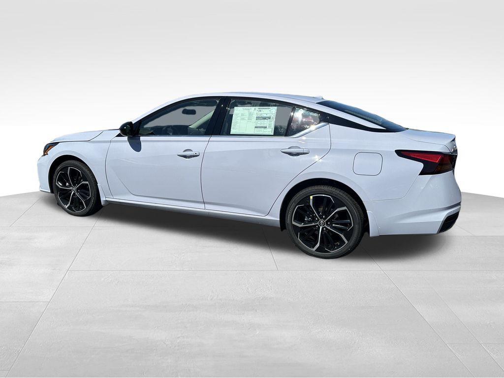 new 2025 Nissan Altima car, priced at $31,168