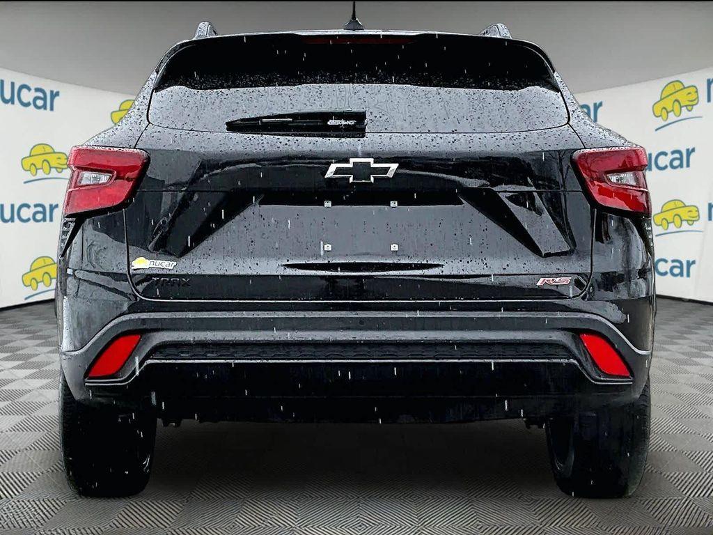 used 2024 Chevrolet Trax car, priced at $21,888