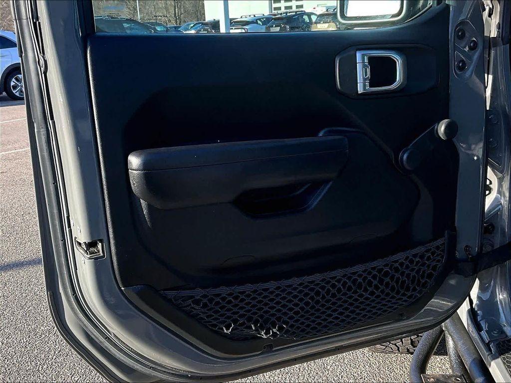 used 2021 Jeep Wrangler Unlimited car, priced at $26,369