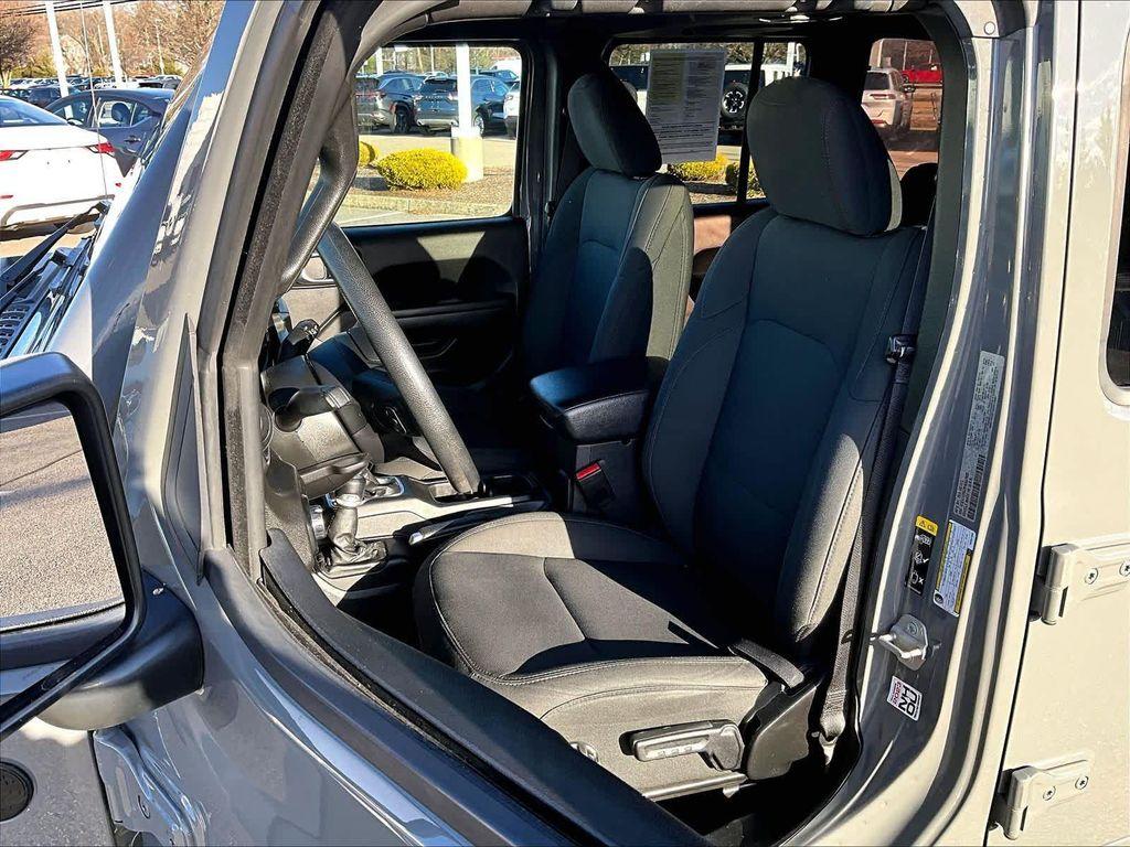 used 2021 Jeep Wrangler Unlimited car, priced at $26,369