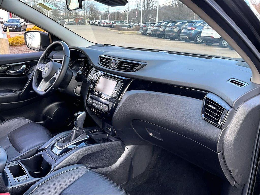 used 2022 Nissan Rogue Sport car, priced at $21,212