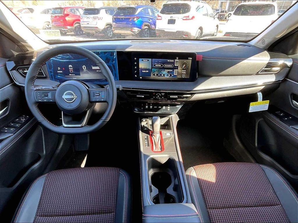 new 2025 Nissan Kicks car, priced at $27,334