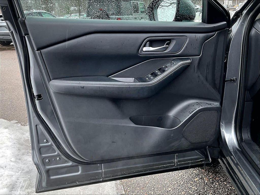 used 2024 Nissan Rogue car