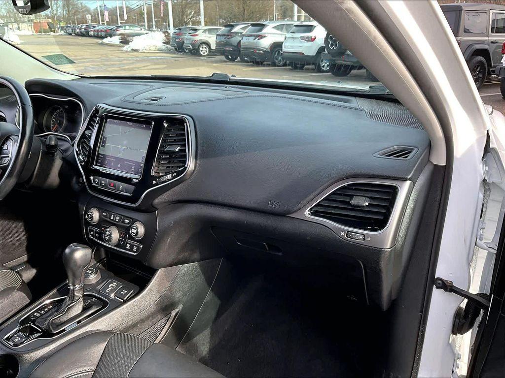 used 2021 Jeep Cherokee car, priced at $20,111