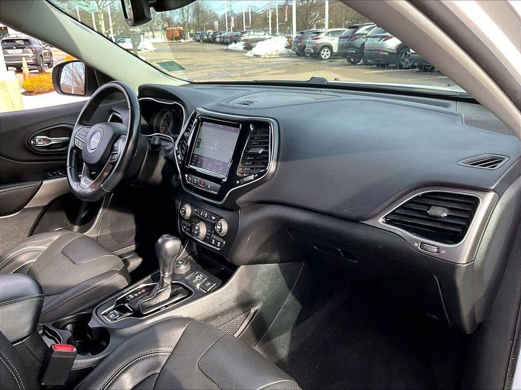 used 2021 Jeep Cherokee car, priced at $20,111