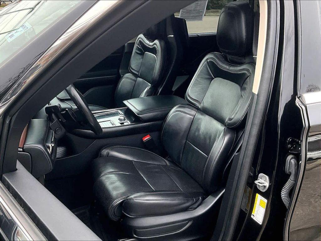 used 2022 Lincoln Aviator car, priced at $40,169