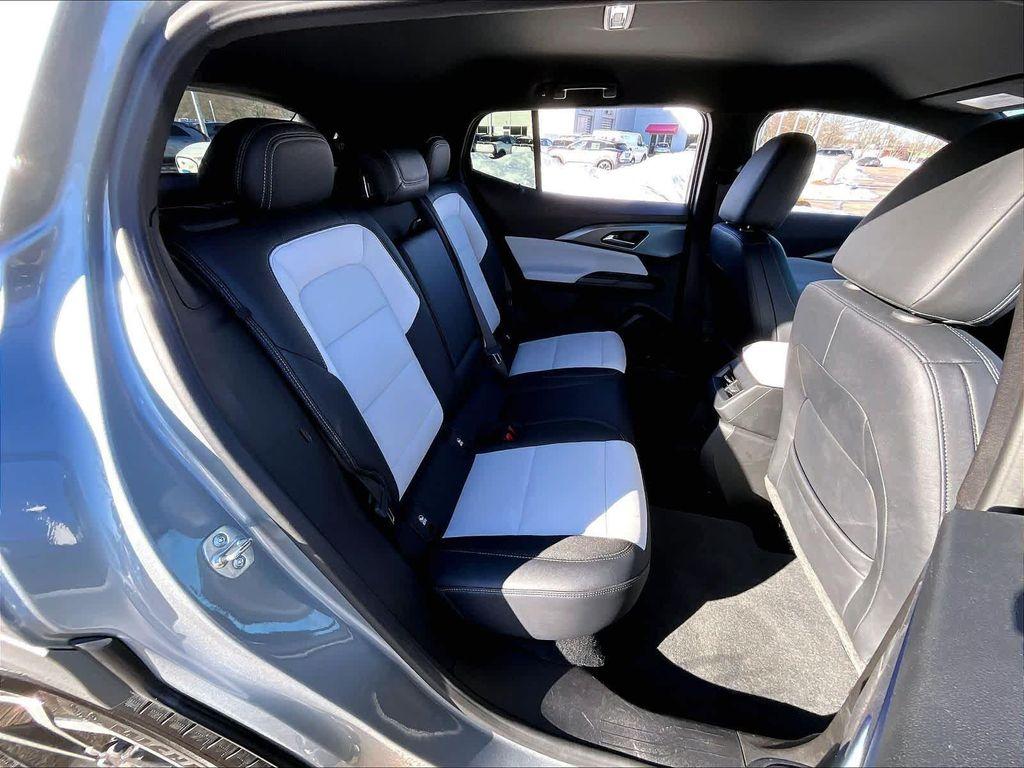 used 2025 Chevrolet Equinox EV car