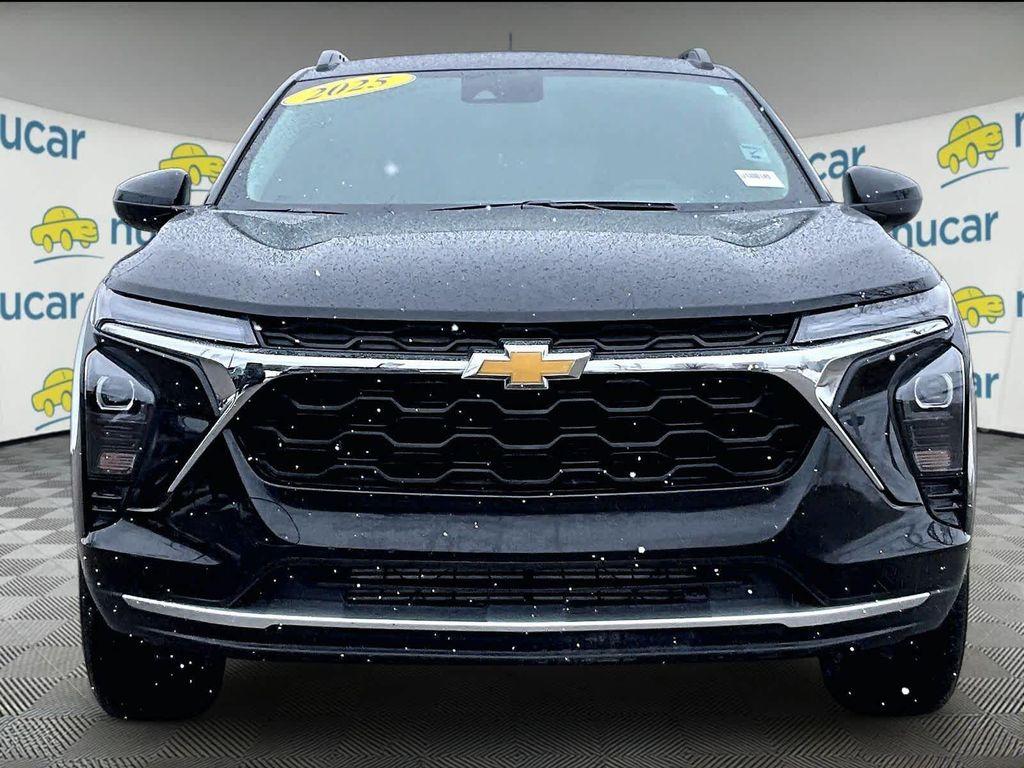 used 2025 Chevrolet Trax car, priced at $20,977