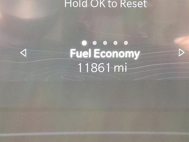 used 2024 Jeep Grand Cherokee car, priced at $37,090