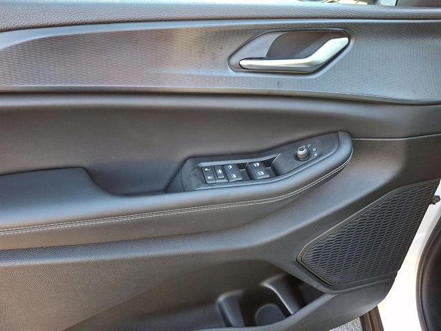 used 2024 Jeep Grand Cherokee car, priced at $35,310