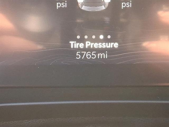 used 2024 Jeep Grand Cherokee car, priced at $35,310