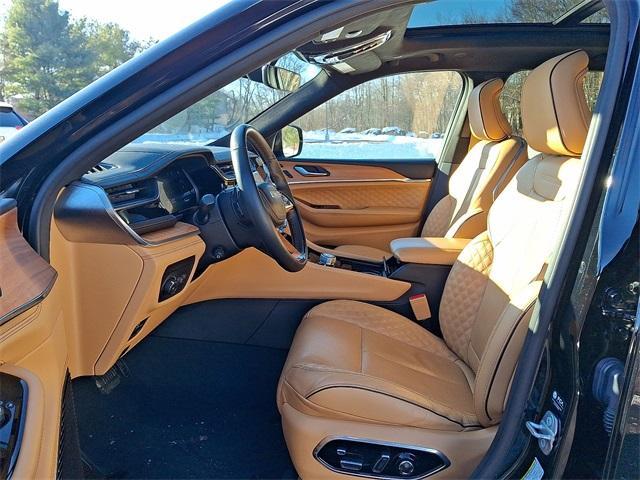 used 2023 Jeep Grand Cherokee car, priced at $38,588