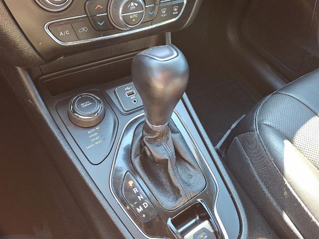 used 2022 Jeep Cherokee car, priced at $24,995