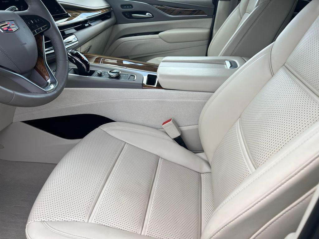 used 2022 Cadillac Escalade car, priced at $63,995