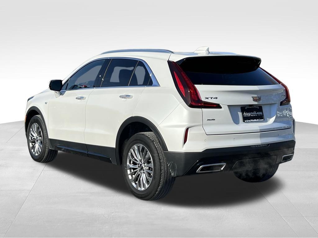 used 2024 Cadillac XT4 car, priced at $30,595