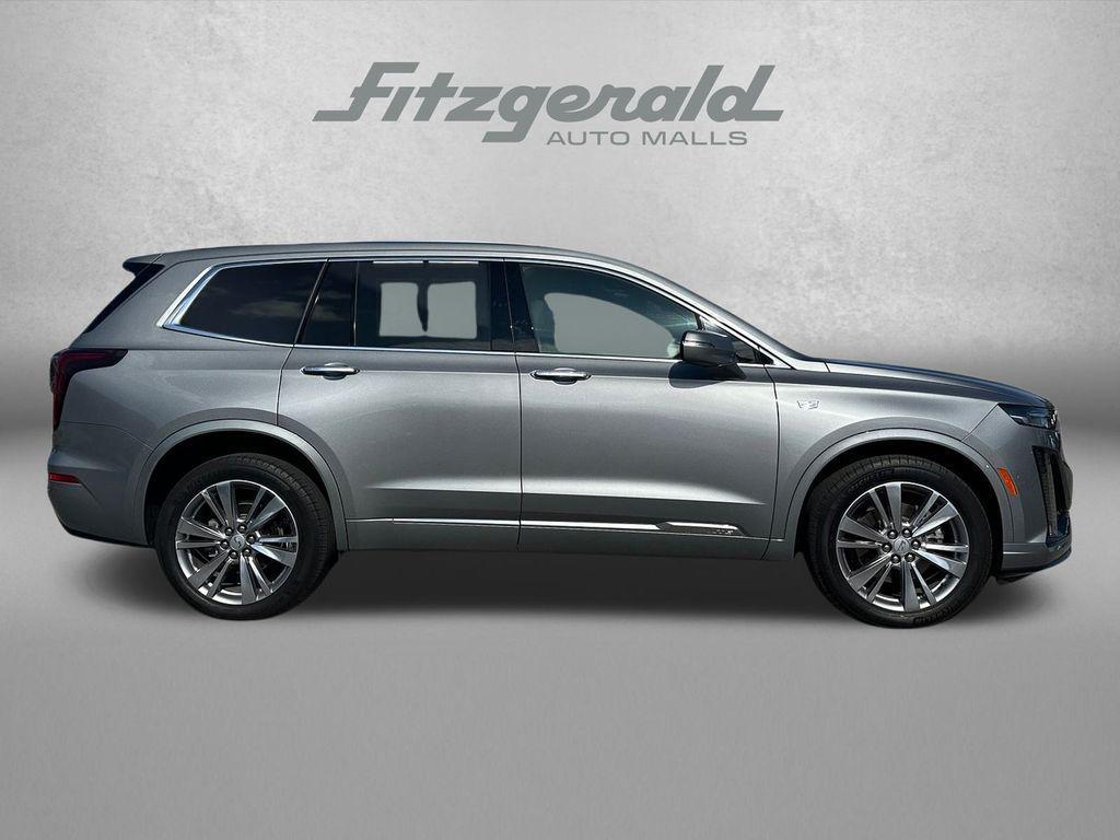 used 2024 Cadillac XT6 car, priced at $40,995