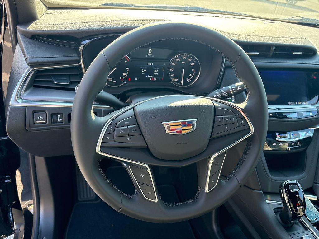 new 2026 Cadillac XT5 car, priced at $47,815