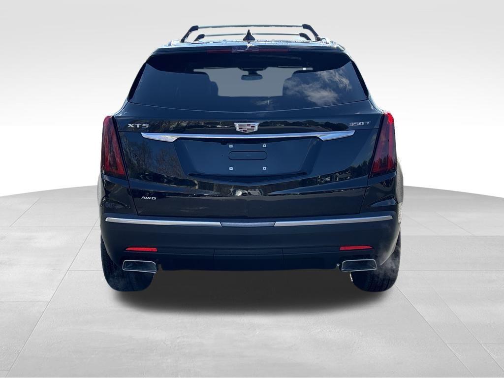 new 2026 Cadillac XT5 car, priced at $47,815