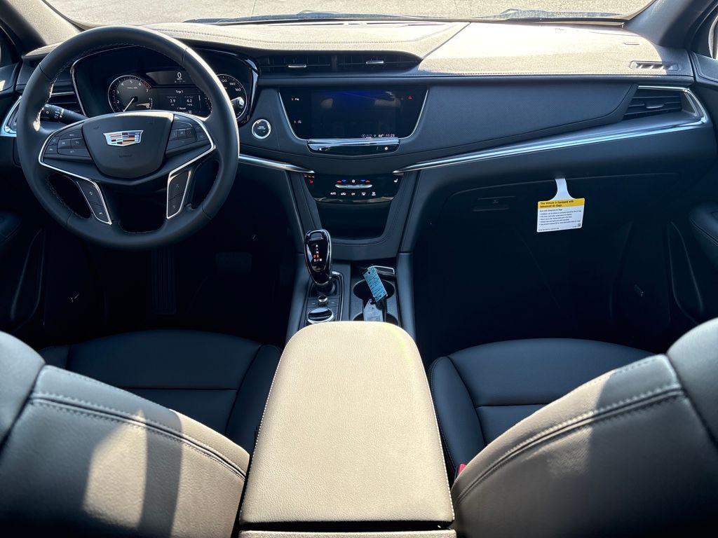 new 2026 Cadillac XT5 car, priced at $47,815