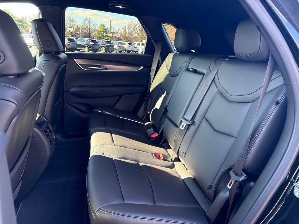 new 2026 Cadillac XT5 car, priced at $47,815