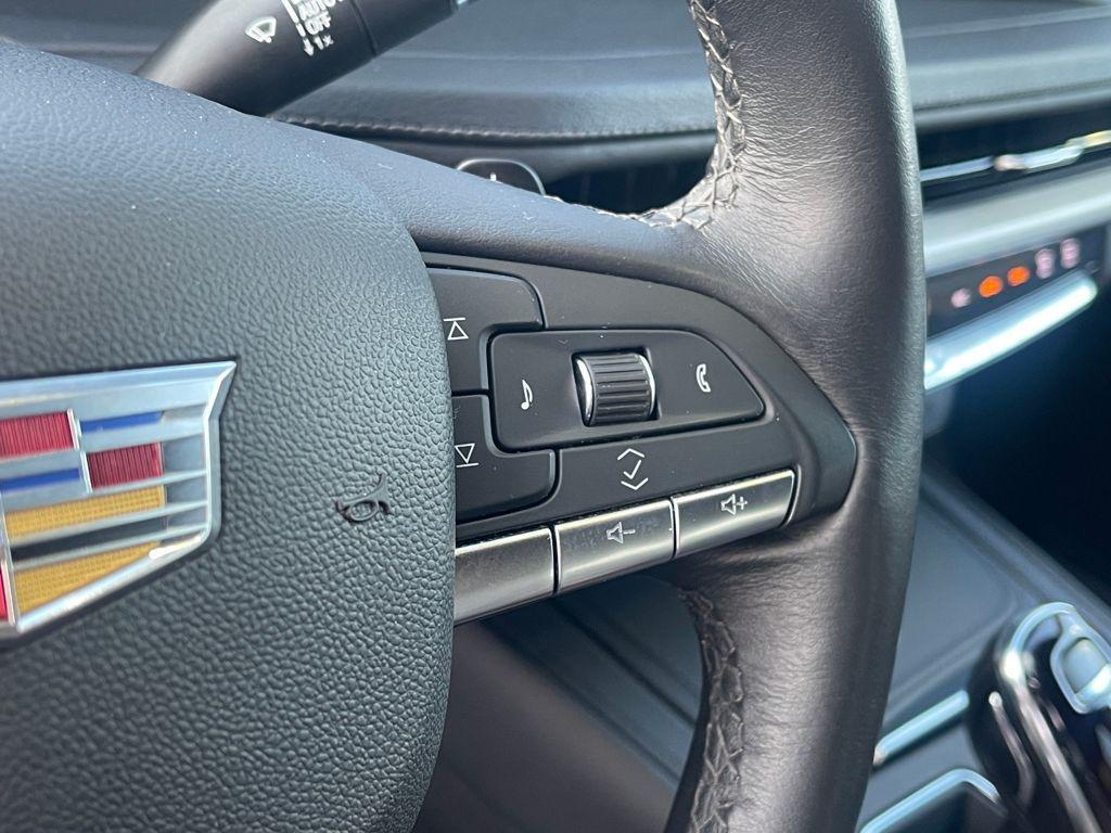 used 2025 Cadillac XT4 car, priced at $33,995