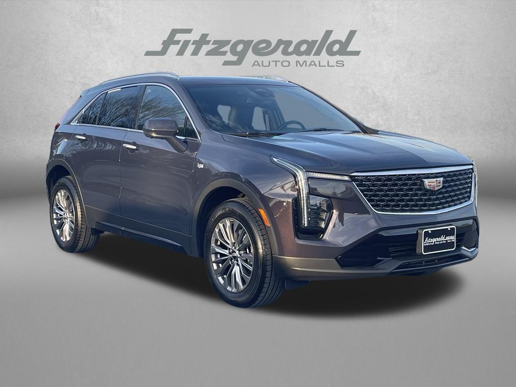 used 2025 Cadillac XT4 car, priced at $33,995