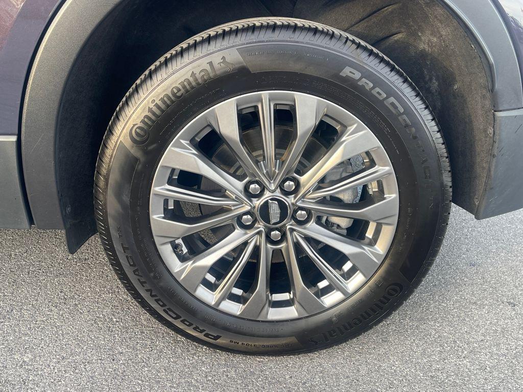 used 2025 Cadillac XT4 car, priced at $33,995