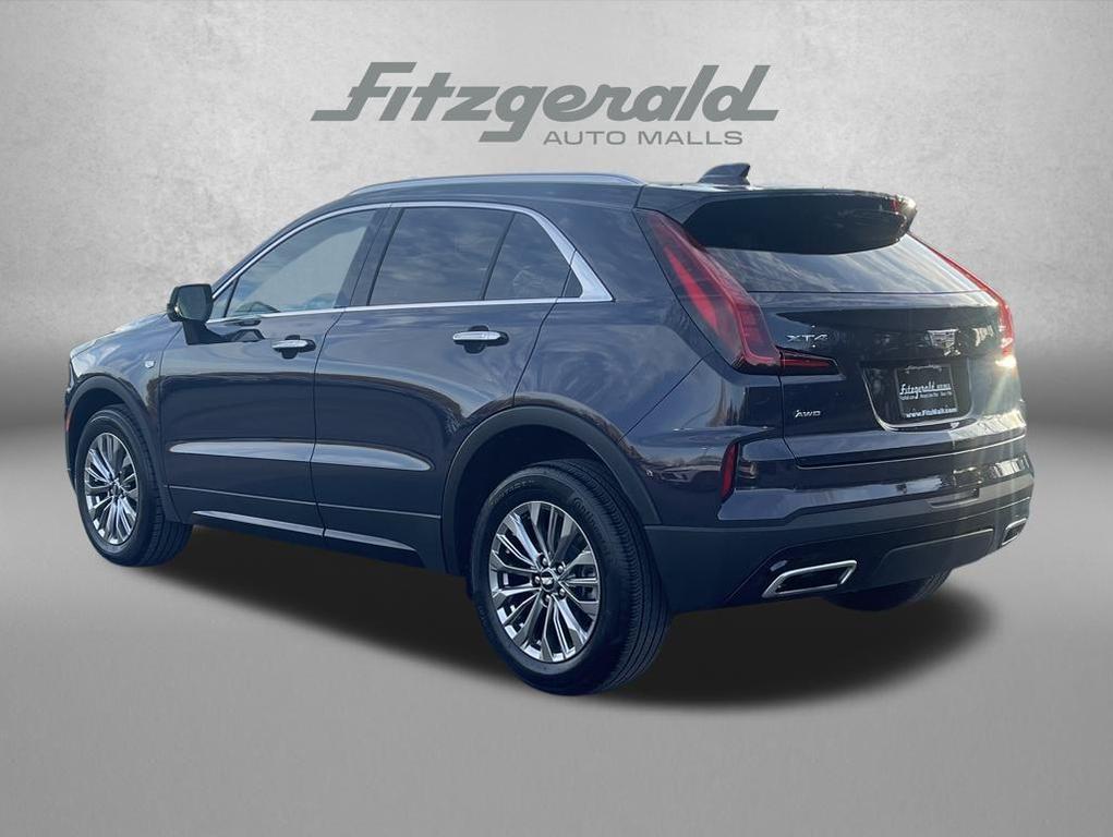 used 2025 Cadillac XT4 car, priced at $33,995