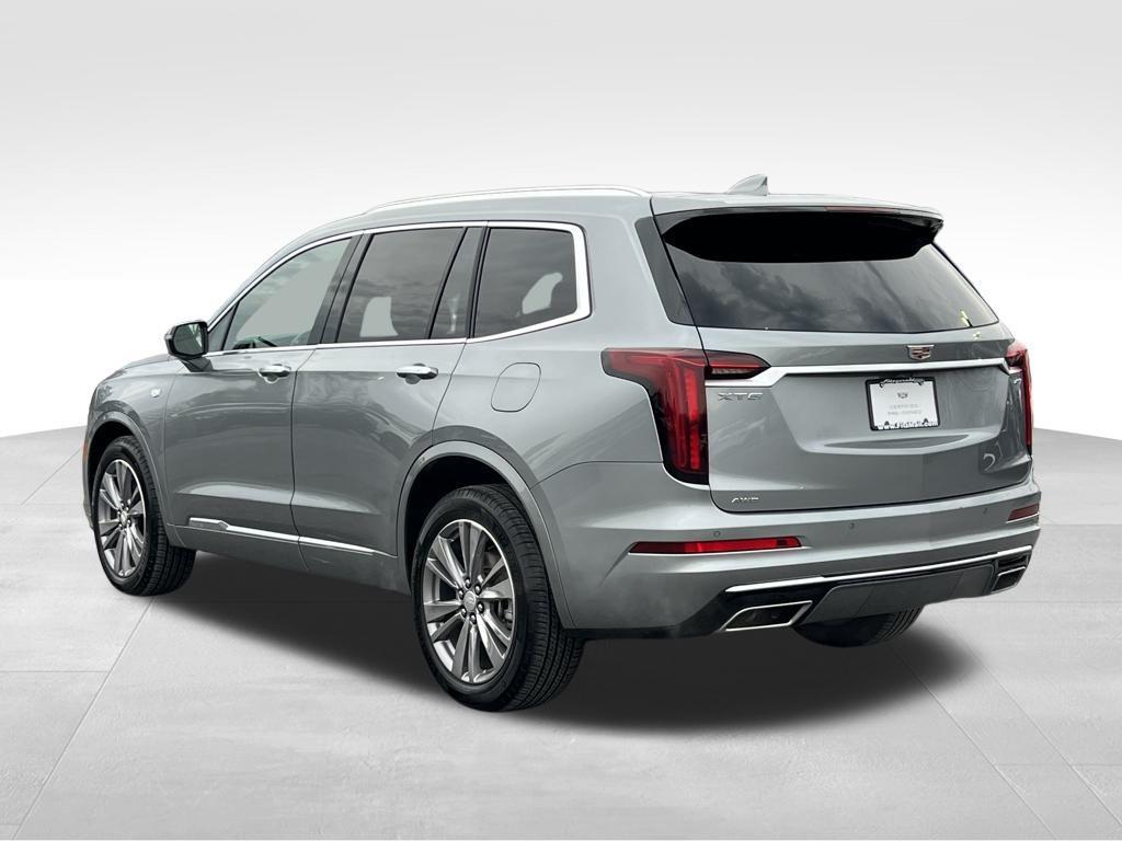 used 2025 Cadillac XT6 car, priced at $45,595