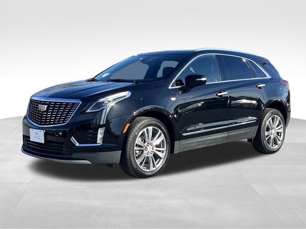 used 2025 Cadillac XT5 car, priced at $39,995