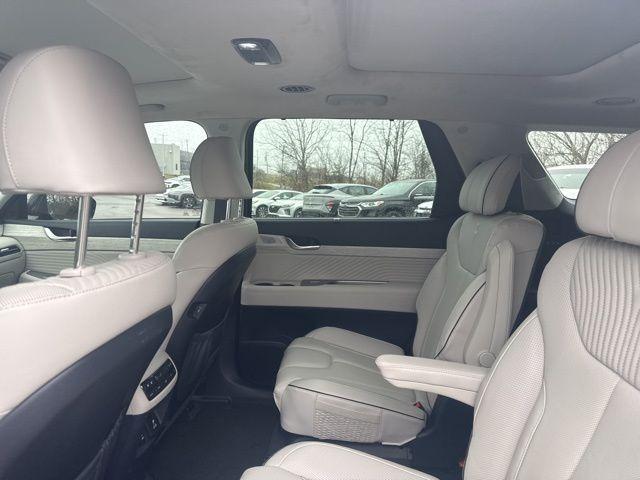 used 2024 Hyundai Palisade car, priced at $41,653
